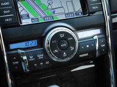 锐志 2013款 2.5V 自动 尊锐导航版