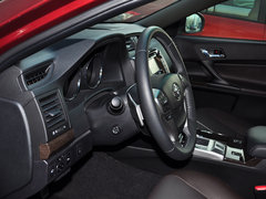 锐志 2013款 2.5V 自动 尊锐导航版