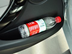 宝马3系 2013款 316i 1.6T 运动设计套装版