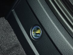 宝马3系 2013款 316i 1.6T 运动设计套装版