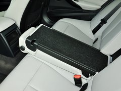 宝马3系 2013款 316i 1.6T 运动设计套装版