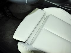宝马3系 2013款 316i 1.6T 运动设计套装版