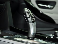 宝马3系 2013款 316i 1.6T 运动设计套装版