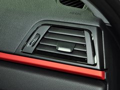 宝马3系 2013款 316i 1.6T 运动设计套装版