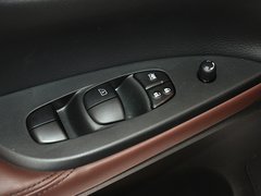 骐达 2013款 1.6L CVT 酷咖版