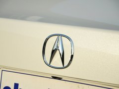讴歌ILX 2013款 2.0L 自动 精锐版