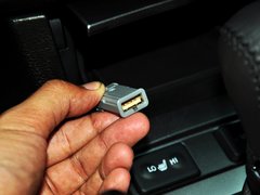 讴歌ILX 2013款 2.0L 自动 精锐版