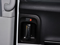 瑞风M5 2014款 2.0L 自动 公务版