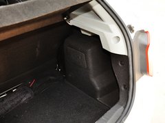 中华H220 2014款 1.5L AMT 天窗型