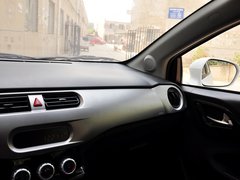 中华H220 2014款 1.5L AMT 天窗型