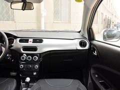 中华H220 2014款 1.5L AMT 天窗型