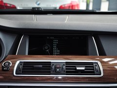 宝马5系GT 2014款 535i 3.0T AT 设计套装型