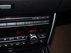 宝马5系GT 2014款 535i 3.0T AT 设计套装型