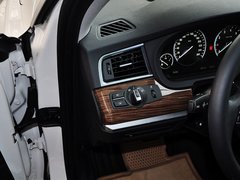 宝马5系GT 2014款 535i 3.0T AT 设计套装型