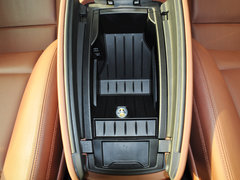 宝马5系GT 2014款 535i 3.0T AT 领先型