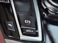 宝马5系GT 2014款 528i 2.0T AT 设计套装型