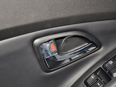 现代ix35 2013款 GLS 2.0L 自动 两驱智能型 国IV