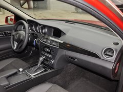 北京奔驰  C260 1.8T AT 中控台右侧