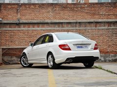 北京奔驰  C260 1.8T AT 车辆左后45度视角