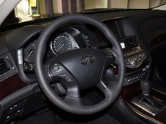 英菲尼迪Q70 2013款 2.5L 自动 雅致版