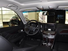 英菲尼迪Q70 2013款 2.5L 自动 雅致版