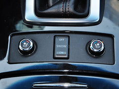 英菲尼迪QX70 2013款 3.5L 自动 超越版