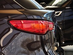 英菲尼迪QX70 2013款 3.7L 标准版