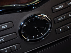 英菲尼迪QX80 2013款 5.6L 自动 4WD 7座