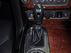 英菲尼迪QX80 2013款 5.6L 自动 4WD 7座