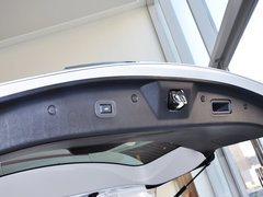 英菲尼迪QX80 2013款 5.6L 自动 4WD 7座