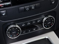 奔驰GLK 2013款 GLK300 3.0L 自动 四驱动感天窗型 5座