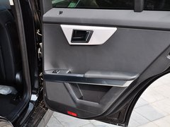 奔驰GLK 2013款 GLK300 3.0L 自动 四驱动感天窗型 5座
