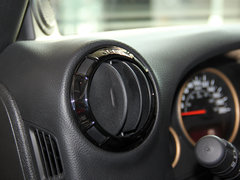 牧马人 2014款 3.6L 龙腾典藏版 5座