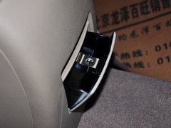 奔腾B50 2013款 1.8L 自动 尊贵型