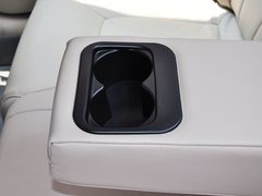 奔腾B50 2013款 1.8L 自动 尊贵型