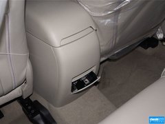 奔腾B50 2013款 1.8L 自动 尊贵型