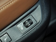 DS 5 2013款 1.6T 自动 豪华版 THP200