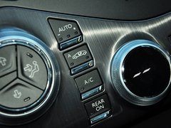 DS 5 2013款 1.6T 自动 豪华版 THP200