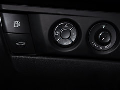 DS 5 2013款 1.6T 自动 尊享版 THP200