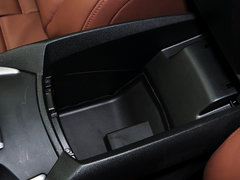 DS 5 2013款 1.6T 自动 尊享版 THP200