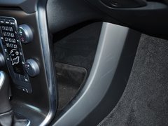 沃尔沃V40 2014款 2.0T 自动 智逸版
