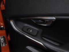 沃尔沃V40 2014款 2.0T 自动 智雅版