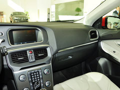 沃尔沃V40 2014款 2.0T 自动 智雅版