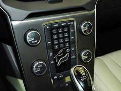 沃尔沃V40 2014款 2.0T 自动 智雅版