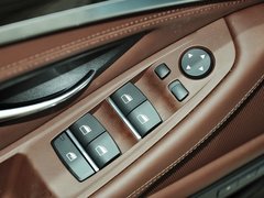 宝马5系 2014款 525Li 豪华设计套装