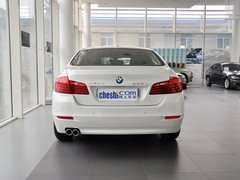 华晨宝马  525Li 车辆正后方尾部视角