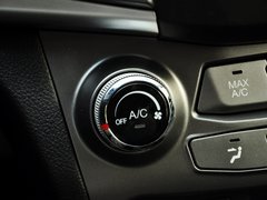 柯蘭多 2014款 2.0L 手動 兩驅 舒適導航版 5座