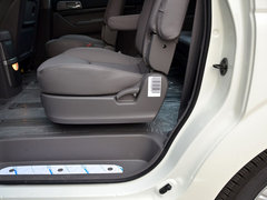 路帝 2014款 2.0T 自动 两驱豪华导航版 7座