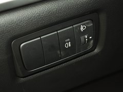 柯兰多 2014款 2.0L 自动 两驱精英导航版 5座