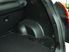 柯兰多 2014款 2.0L 自动 两驱豪华导航版 5座
